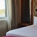Hotel Silken Palacio Uribarren