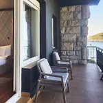 Silken Palacio Uribarren 3*