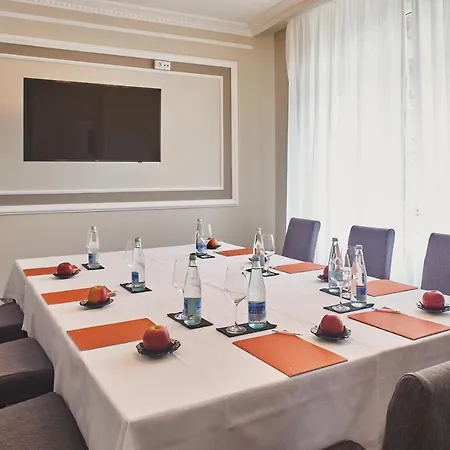 Silken Palacio Uribarren 3*