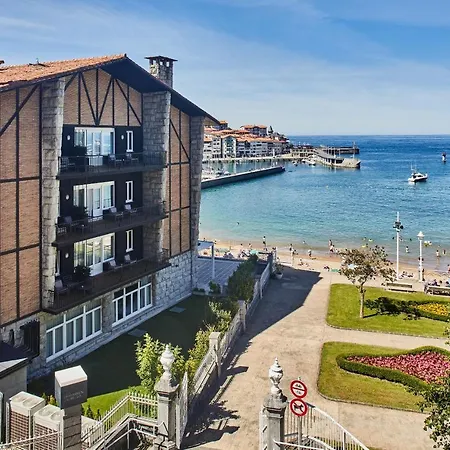 Szálloda Silken Palacio Uribarren 3*