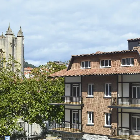 Szálloda Silken Palacio Uribarren
