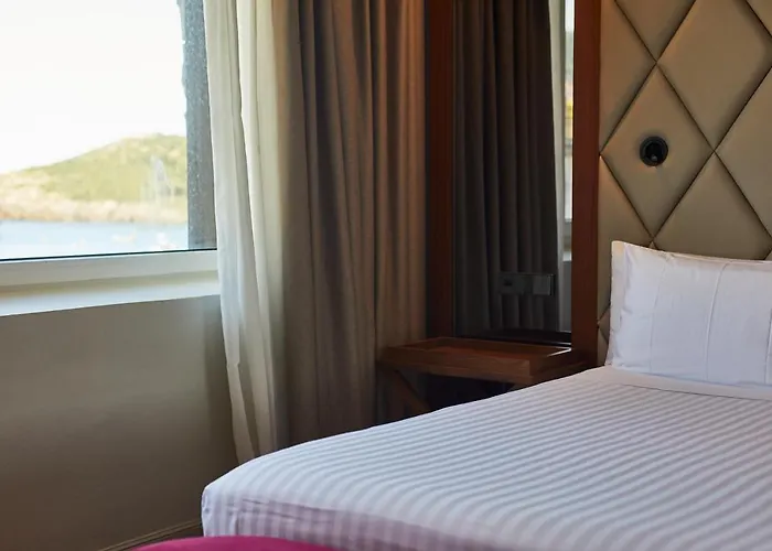 Hotel Silken Palacio Uribarren