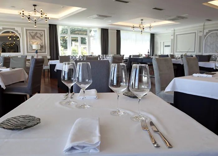 Silken Palacio Uribarren Hotel 3*