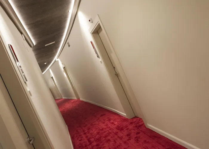 Silken Palacio Uribarren Hotel 3*